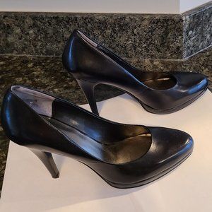 Nine West Black Leather platform 4 inch Heels